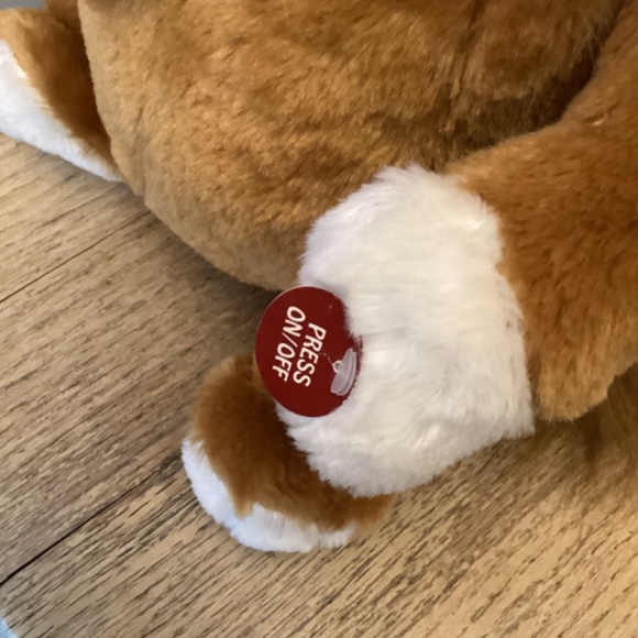 DAN Dee Animated Singing Stuffed Lion Love Me Tender Cracker Barrel 2009 14 inch - Picture 6 of 10